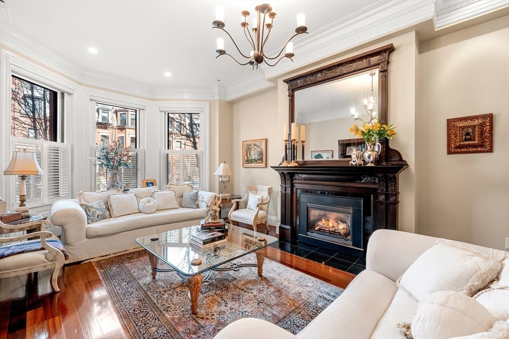 392 Marlborough St # 1, Boston MA 02115