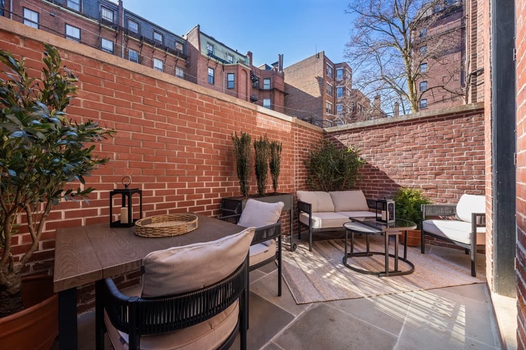 392 Marlborough St # 1, Boston MA 02115 photo 18