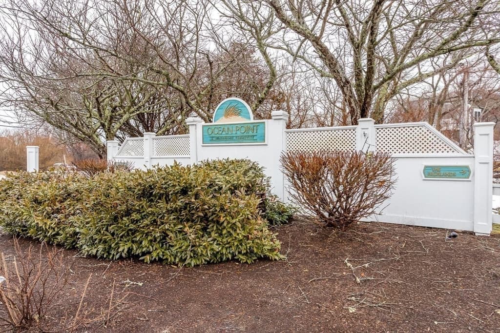 Condominium at 4 Highland Terrace # 415, Plymouth MA 02360, Plymouth, photo 2 of 29