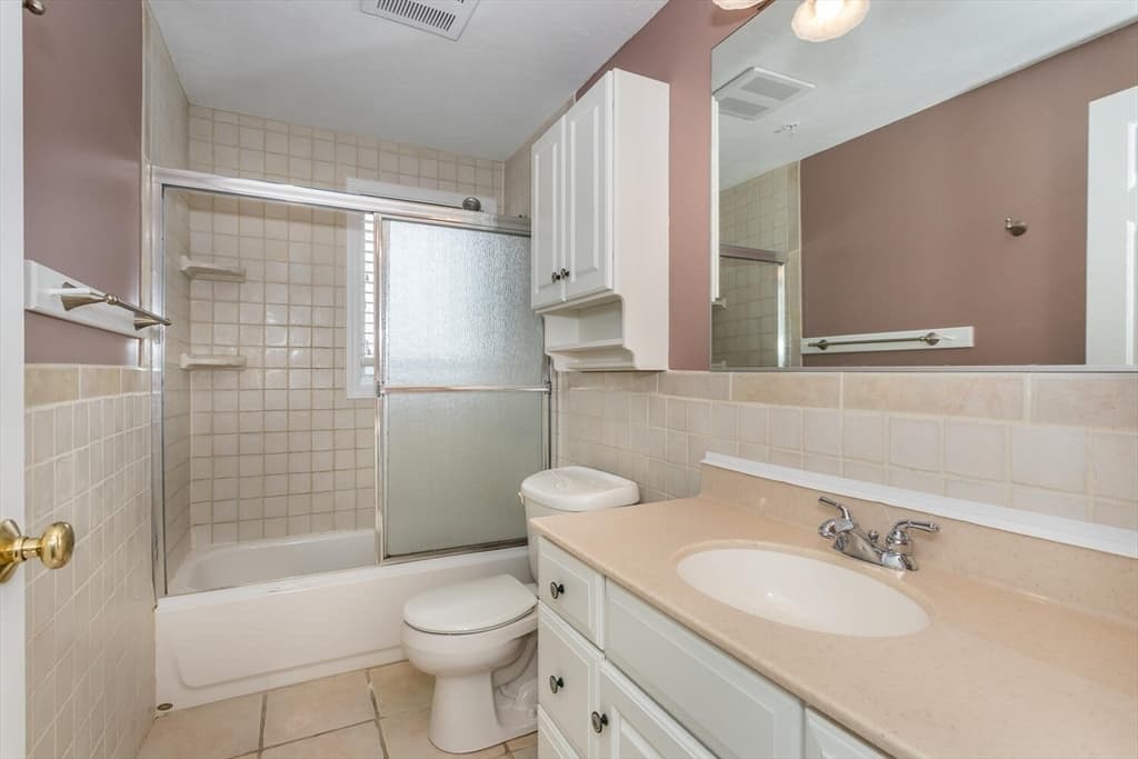 Condominium at 4 Highland Terrace # 415, Plymouth MA 02360, Plymouth, photo 18 of 29