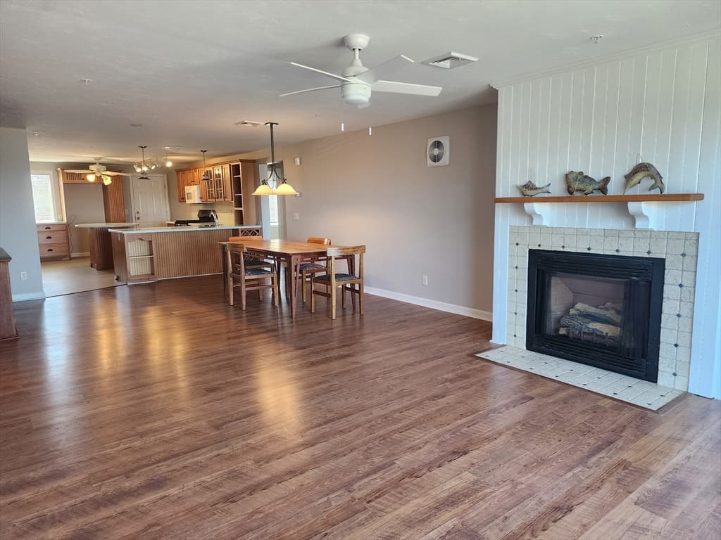 Condominium at 4 Highland Terrace # 415, Plymouth MA 02360, Plymouth, photo 8 of 29