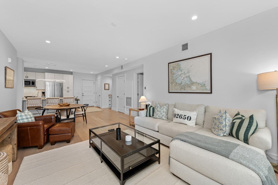 Condominium at 519 East 2nd St # 403, Boston MA 02127, Boston, photo 6 of 30