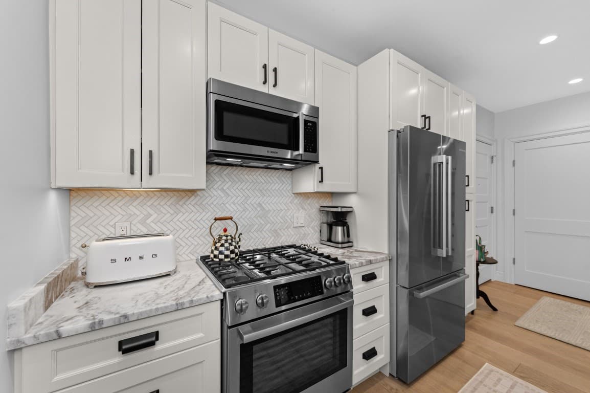 Condominium at 519 East 2nd St # 403, Boston MA 02127, Boston, photo 13 of 30