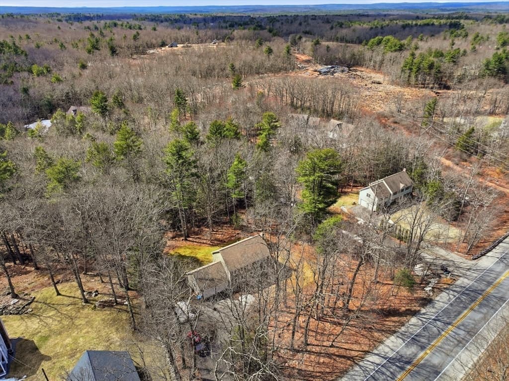 Single Family Residence at 331 E County Rd, Rutland MA 01543, photo 33 of 35