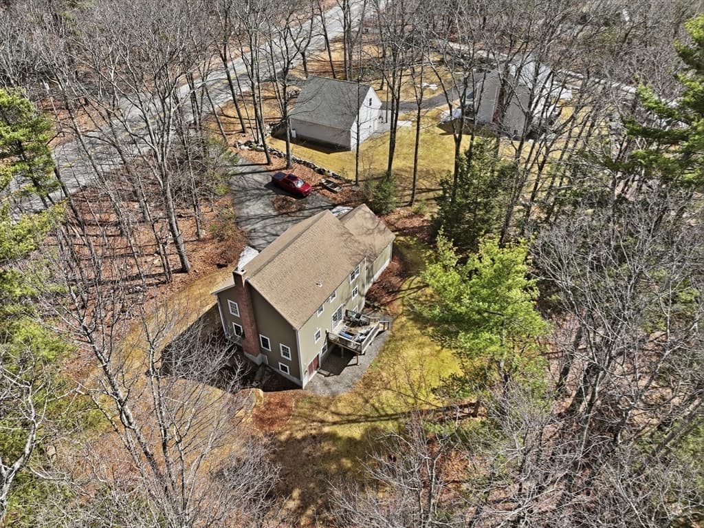 Single Family Residence at 331 E County Rd, Rutland MA 01543, photo 31 of 35