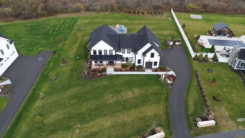 4 Dairy Farm Ln, Southborough MA 01772 photo 38