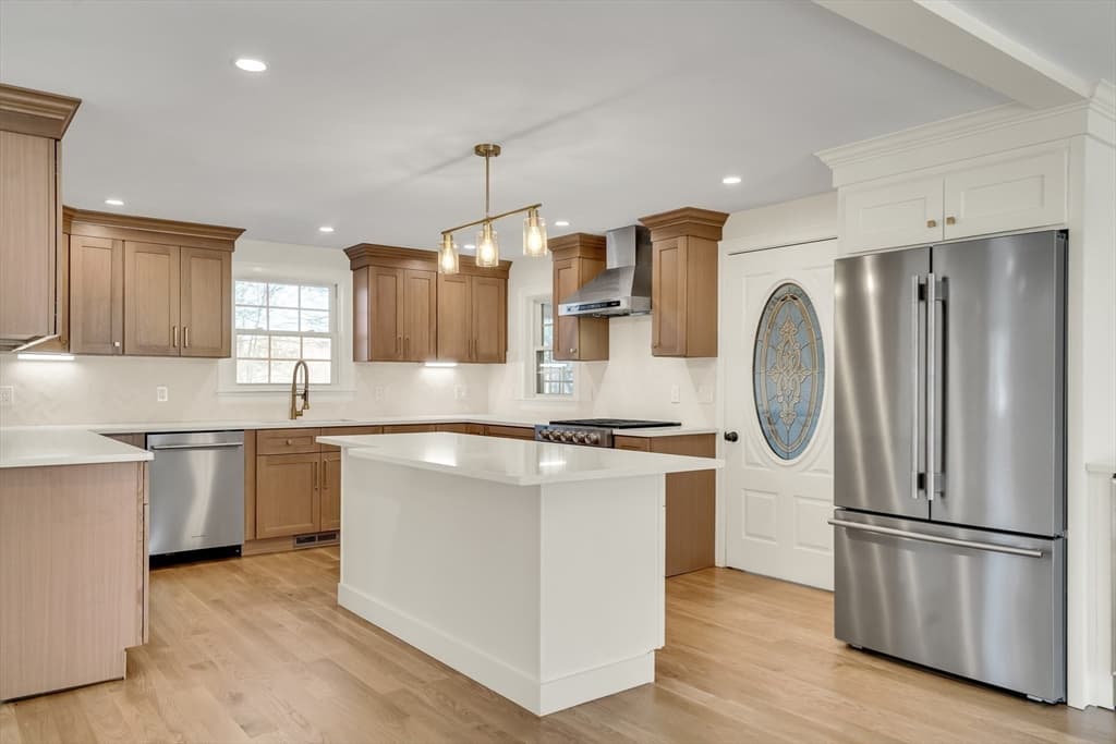 Single Family Residence at 510 Common St, Walpole MA 02081, Walpole, photo 6 of 35
