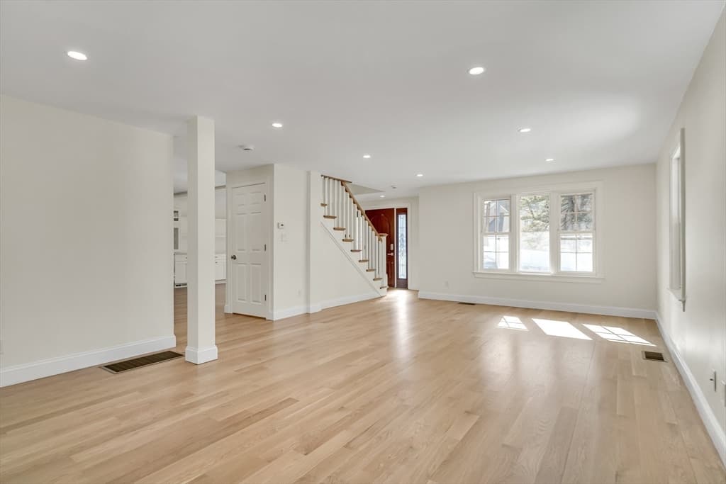 Single Family Residence at 510 Common St, Walpole MA 02081, Walpole, photo 4 of 35
