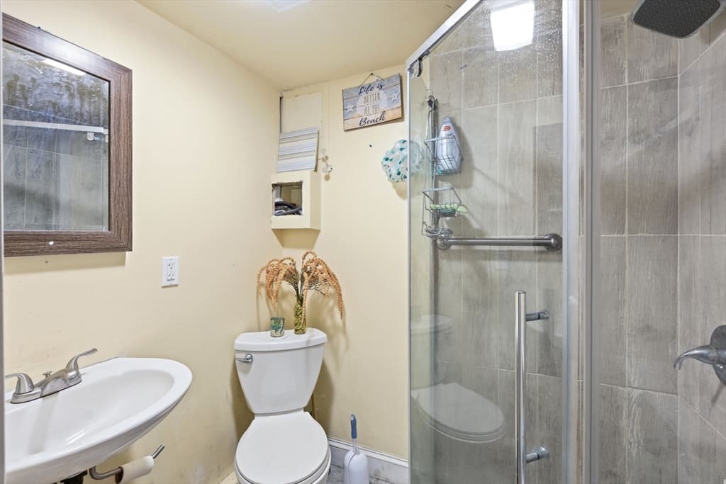 Single Family Residence at 12 Charles St, Brockton MA 02301, photo 16 of 22