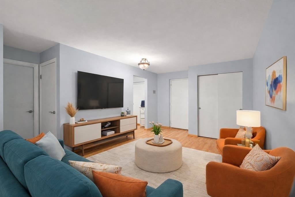 297 Main St # 3, Medford MA 02155 photo 2