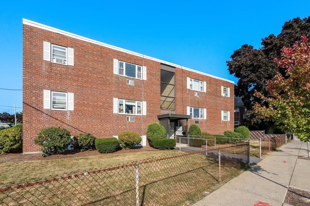 297 Main St # 3, Medford MA 02155 photo 22