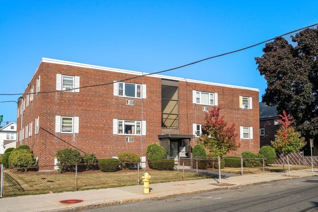 297 Main St # 3, Medford MA 02155 photo 24