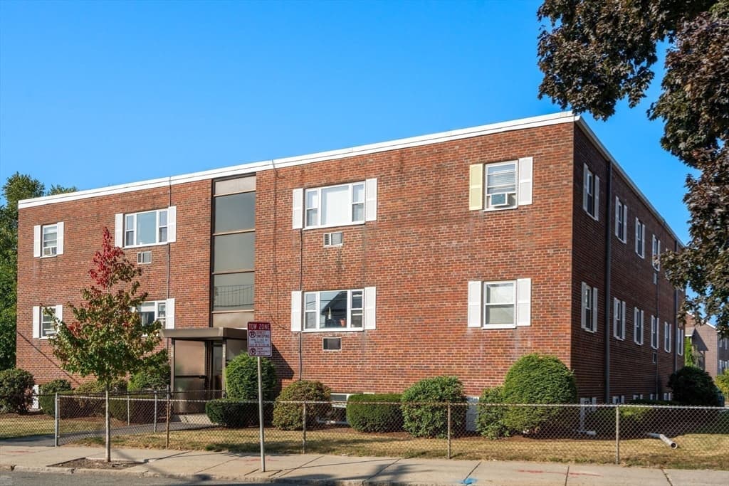 297 Main St # 3, Medford MA 02155 photo 25