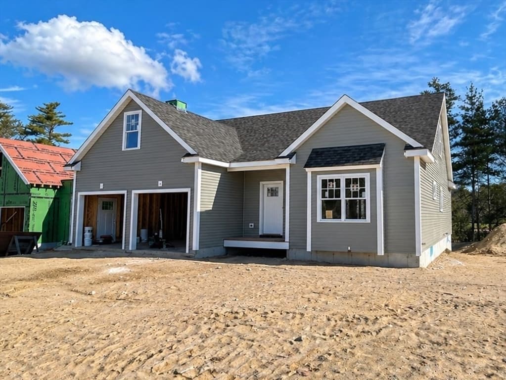 7 Weathervane Dr, Carver MA 02330