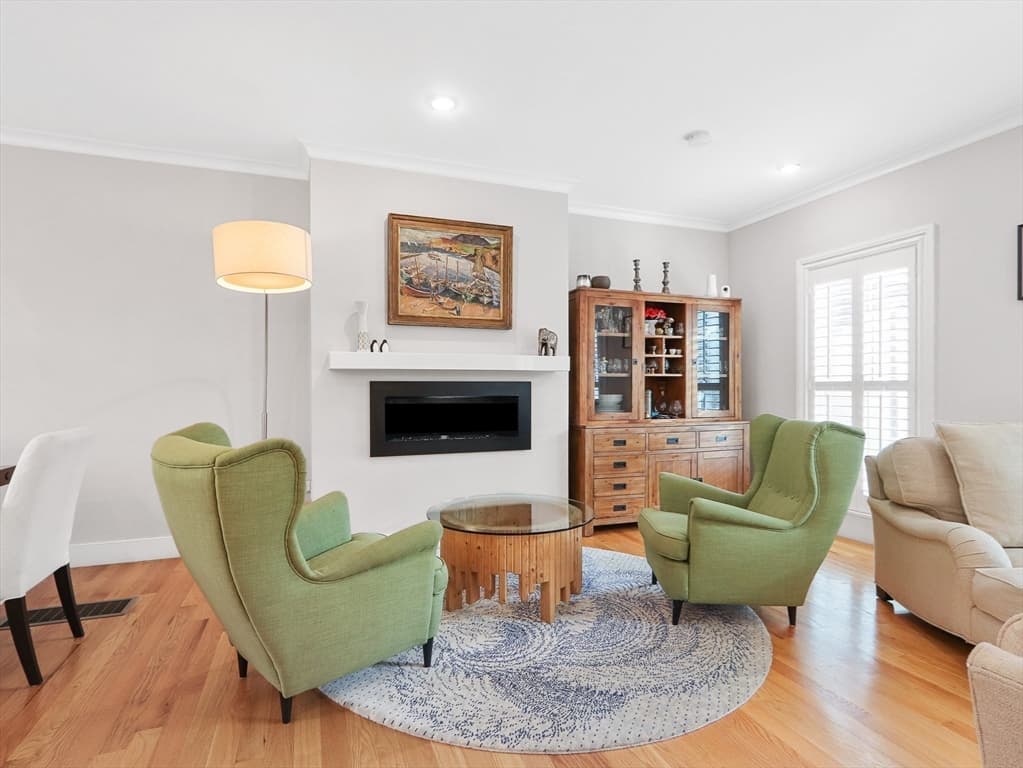 Condominium at 73-79 Auburn St # 75, Newton MA 02466, photo 3 of 36