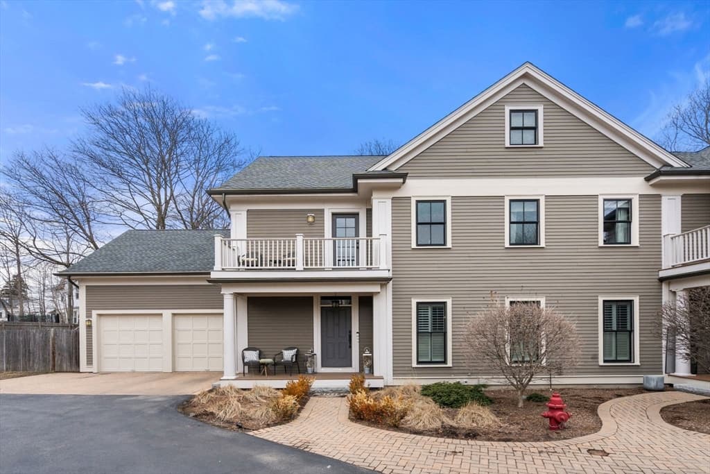 73-79 Auburn St # 75, Newton MA 02466