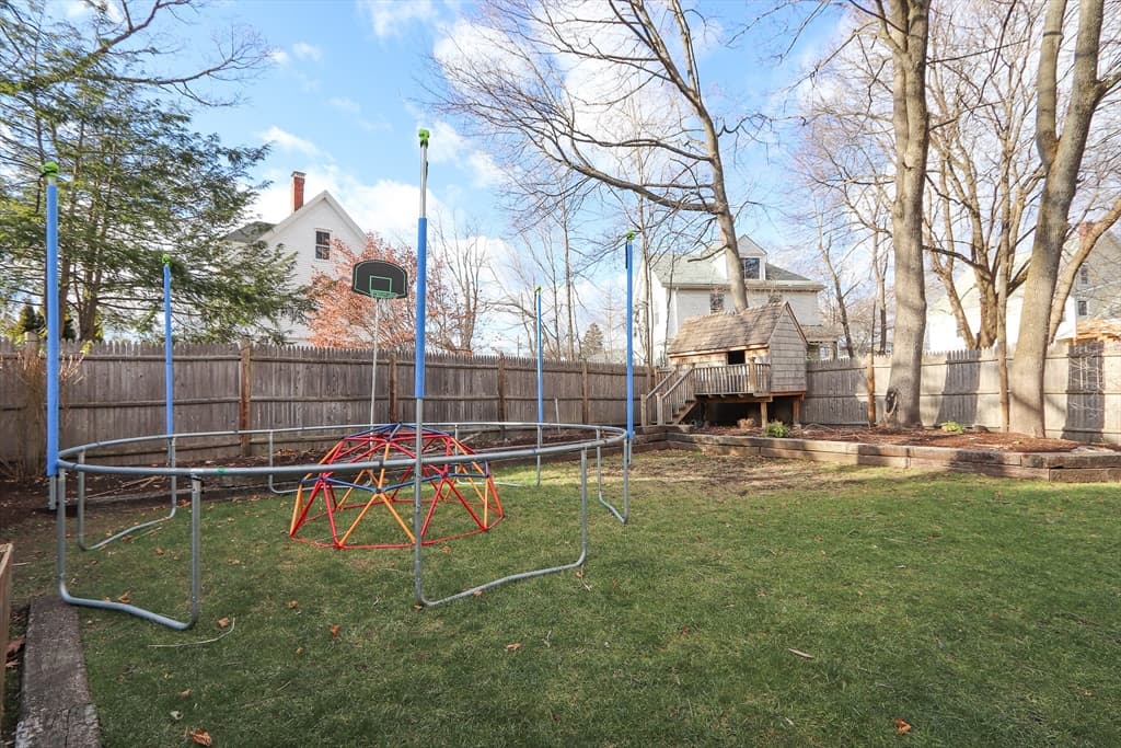 Condominium at 73-79 Auburn St # 75, Newton MA 02466, photo 34 of 36