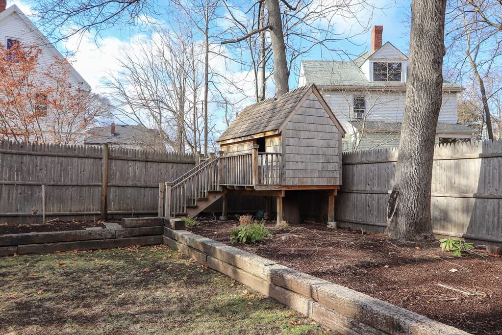 Condominium at 73-79 Auburn St # 75, Newton MA 02466, photo 35 of 36