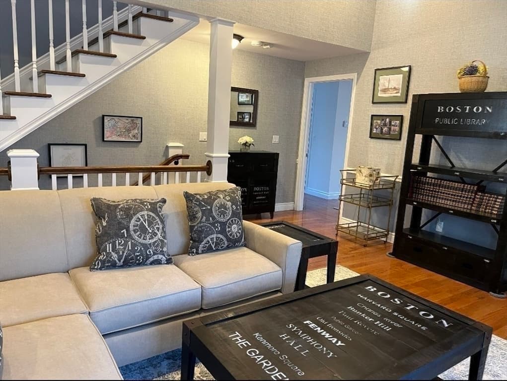 Single Family Residence at 1 Katies Way, Sandwich MA 02563, photo 13 of 42