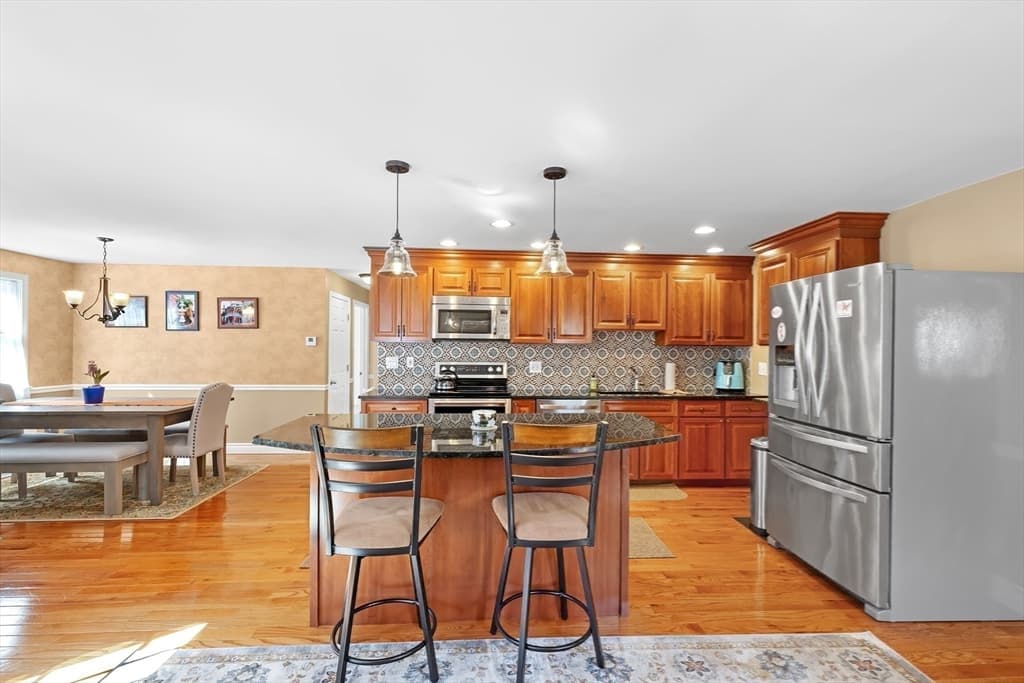 Single Family Residence at 1 Katies Way, Sandwich MA 02563, photo 14 of 42