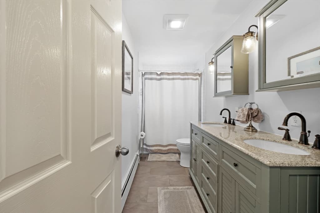 Single Family Residence at 1 Katies Way, Sandwich MA 02563, photo 18 of 42