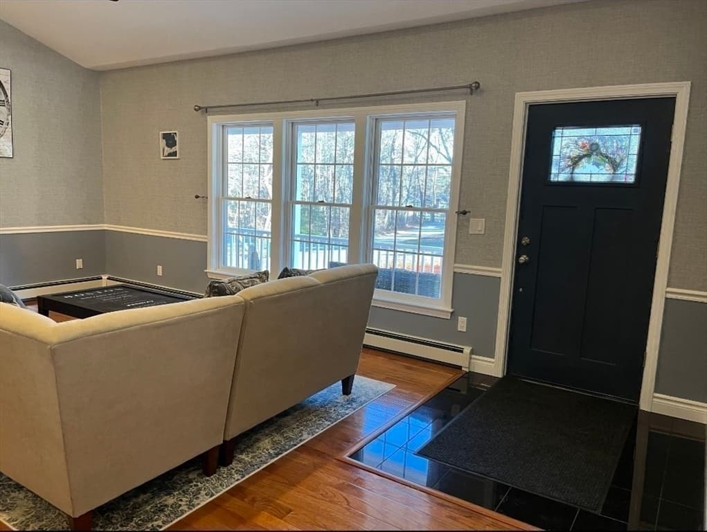 Single Family Residence at 1 Katies Way, Sandwich MA 02563, photo 11 of 42