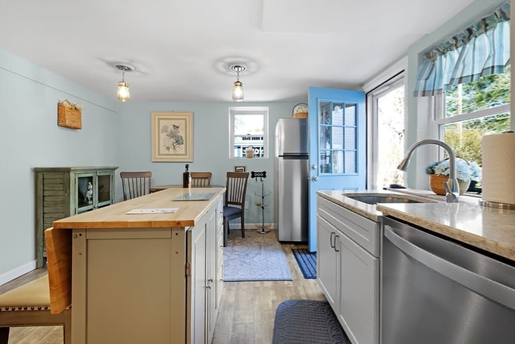 Single Family Residence at 1 Katies Way, Sandwich MA 02563, photo 40 of 42