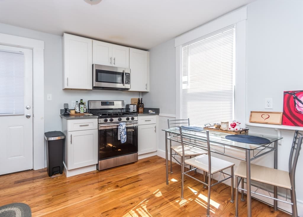 5-9 Family at 252-254 Crescent Street, Waltham MA 02453, Waltham, photo 8 of 23