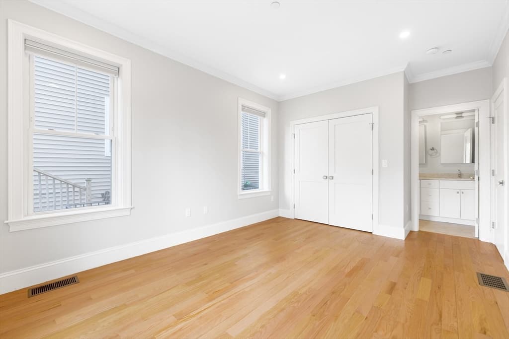 Condominium at 109 Ellington # 1, Boston MA 02121, photo 12 of 35