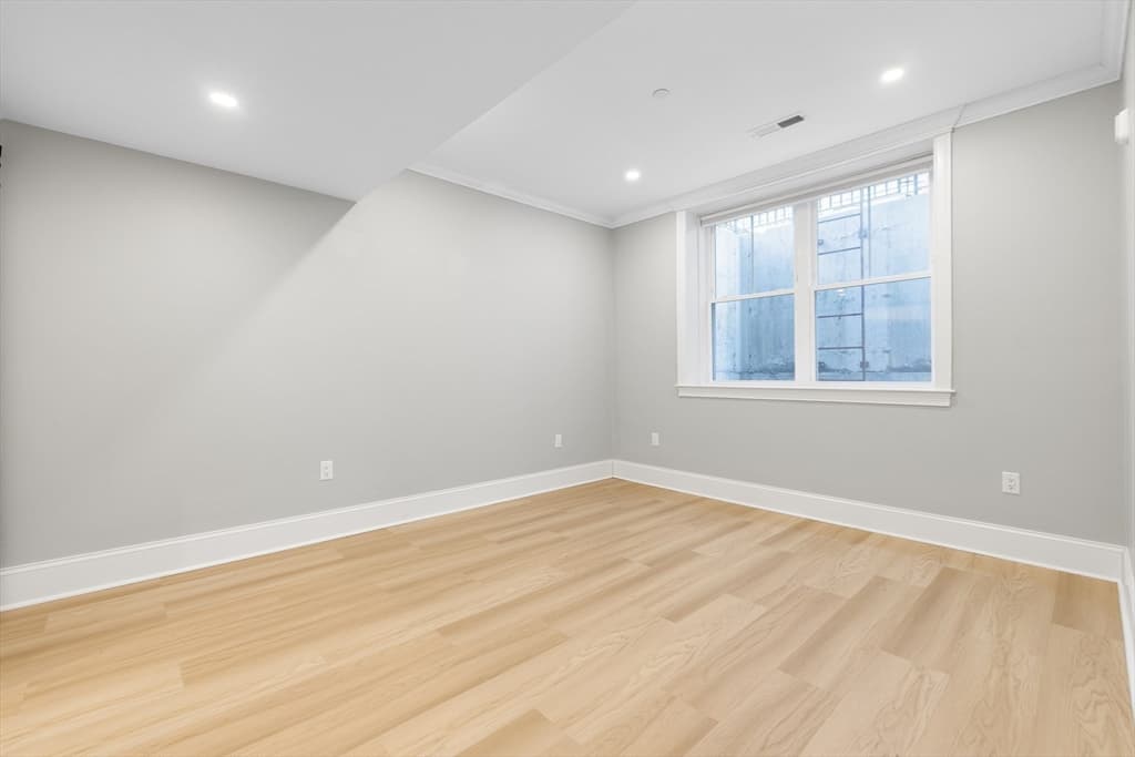 Condominium at 109 Ellington # 1, Boston MA 02121, photo 24 of 35