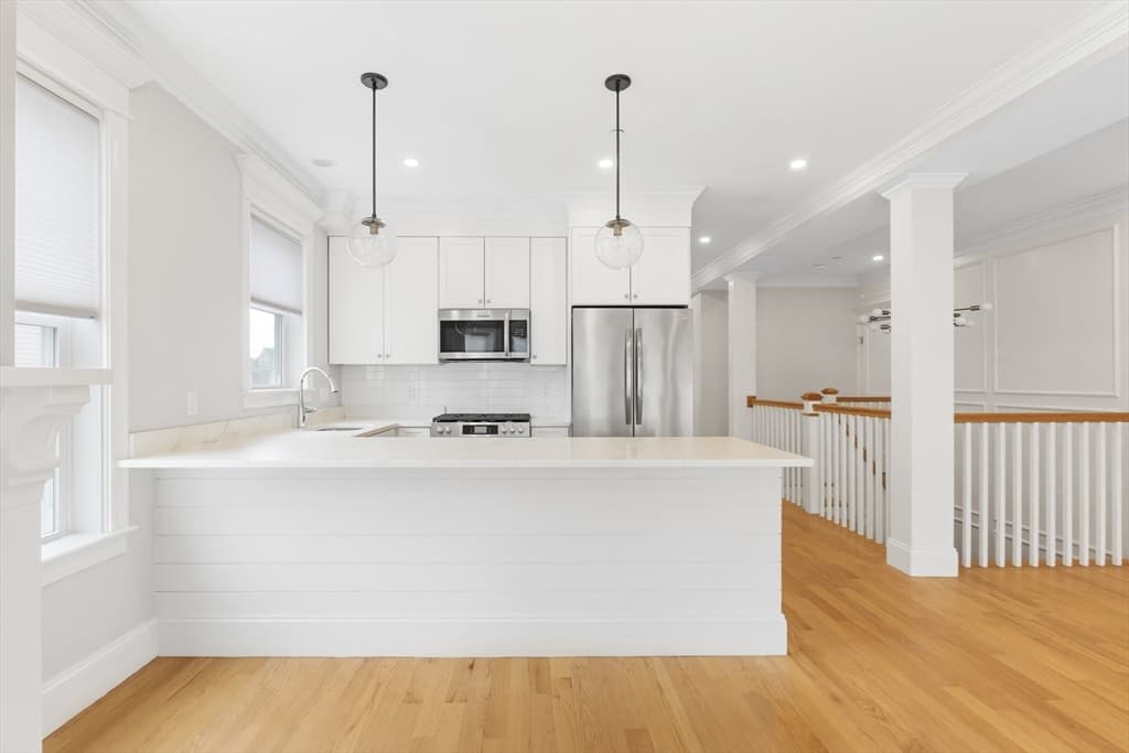 Condominium at 109 Ellington # 1, Boston MA 02121, photo 8 of 35