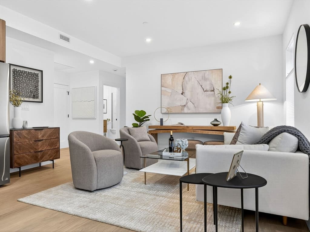 Condominium at 27 Dixwell St # 4, Boston MA 02119, photo 10 of 15