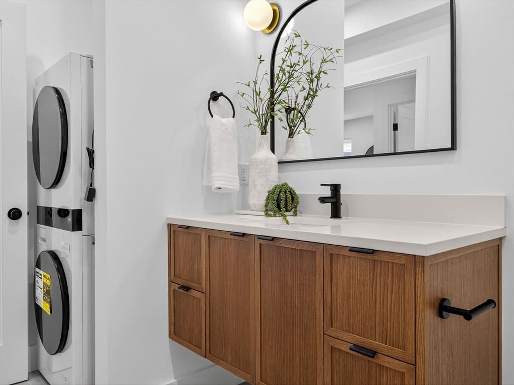 Condominium at 27 Dixwell St # 4, Boston MA 02119, photo 14 of 15