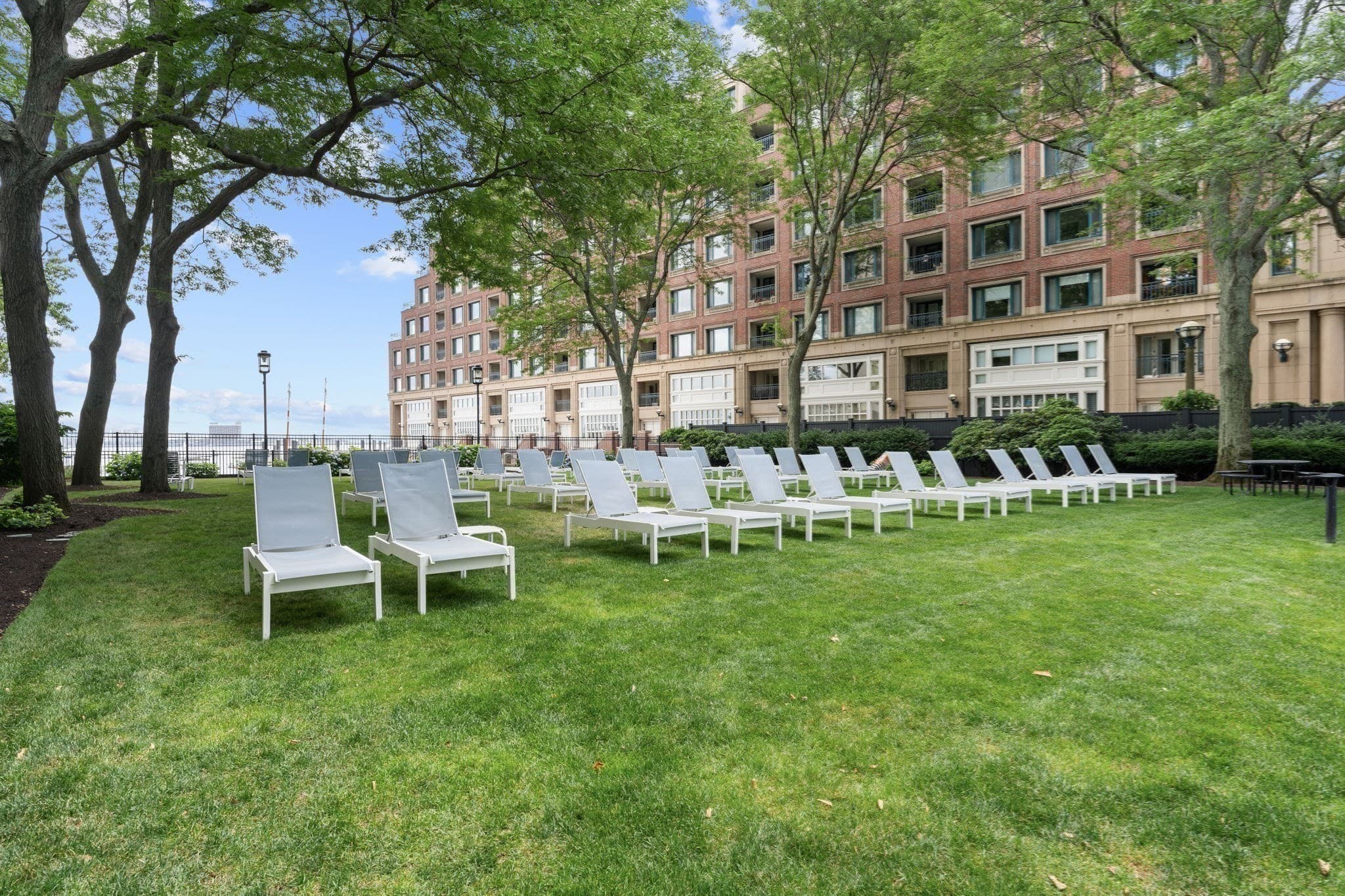 Condominium at 85 East India Row # 25A, Boston MA 02110, photo 21 of 25