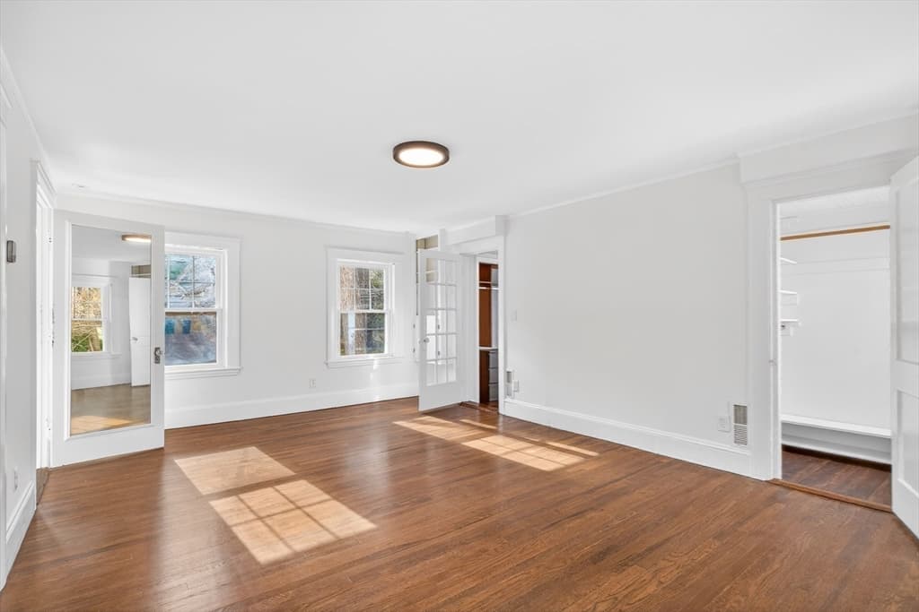 Single Family Residence at 575 Chestnut St, Newton MA 02468, photo 27 of 39