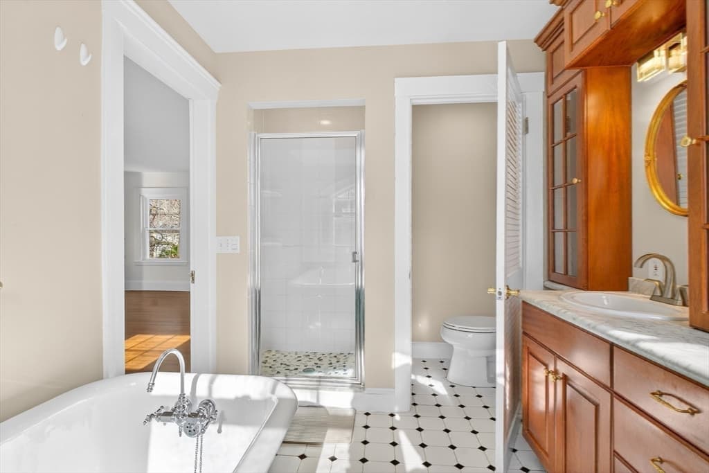 Single Family Residence at 575 Chestnut St, Newton MA 02468, photo 32 of 39