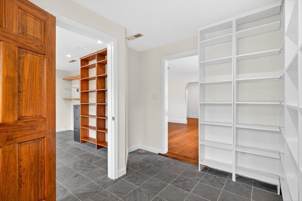 Single Family Residence at 575 Chestnut St, Newton MA 02468, photo 10 of 39