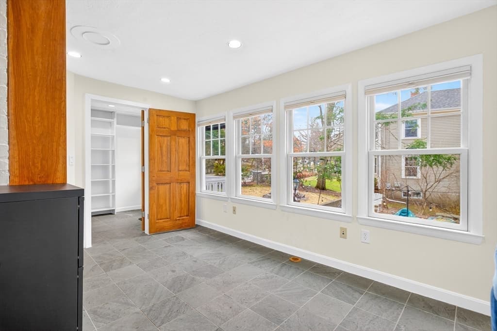 Single Family Residence at 575 Chestnut St, Newton MA 02468, photo 11 of 39