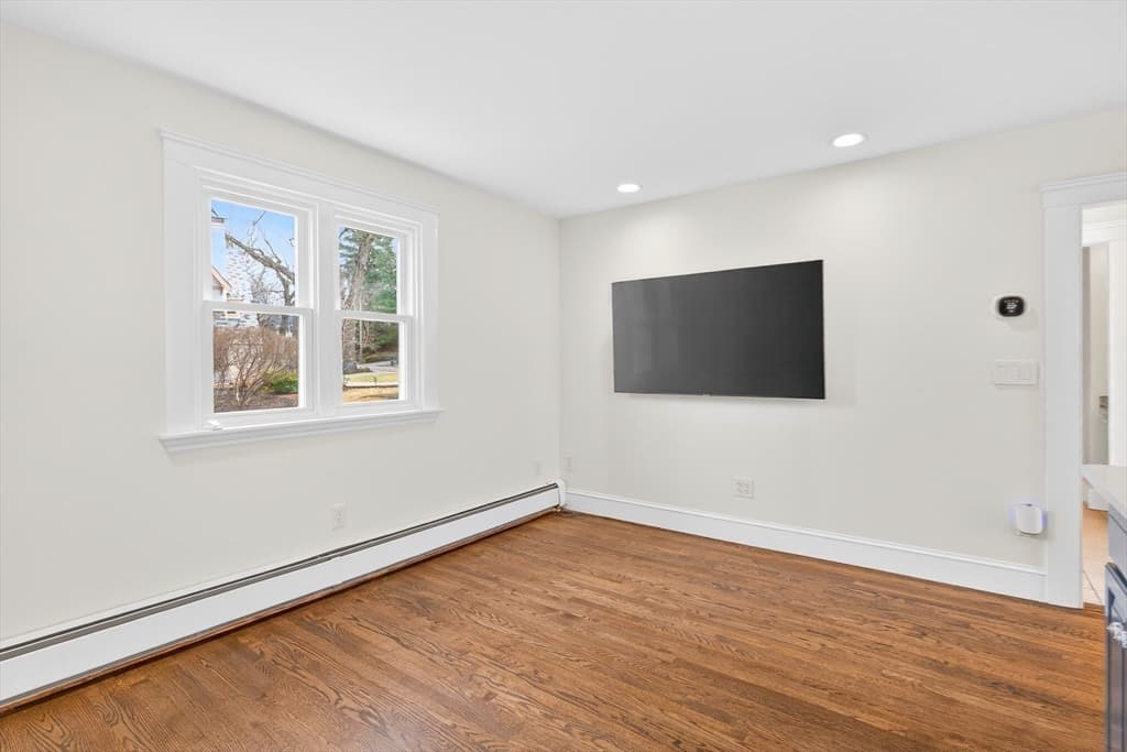 Single Family Residence at 575 Chestnut St, Newton MA 02468, photo 19 of 39