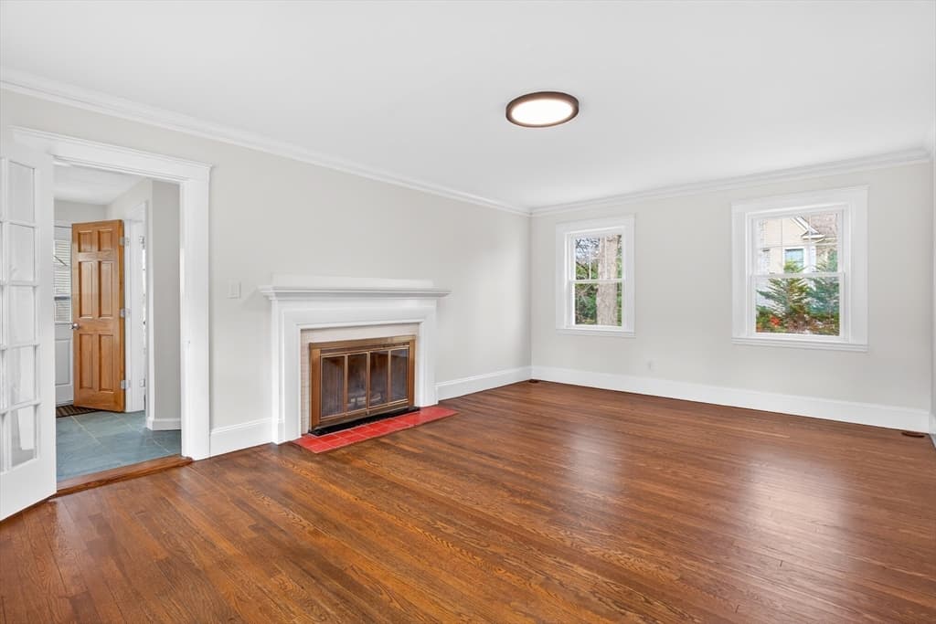 Single Family Residence at 575 Chestnut St, Newton MA 02468, photo 8 of 39