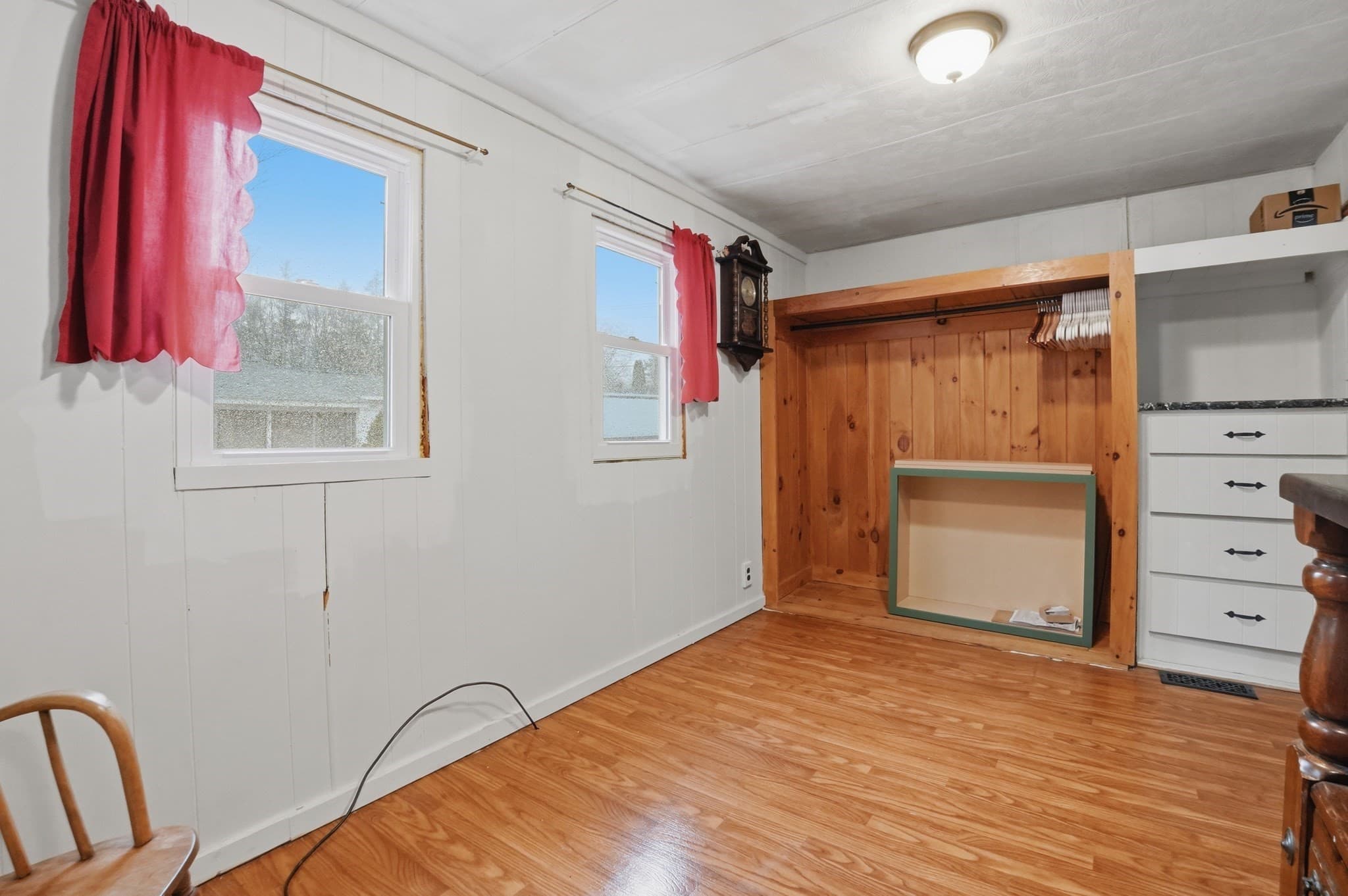 Mobile Home at 17 Conestoga Trail, Brookfield MA 01506, photo 14 of 20
