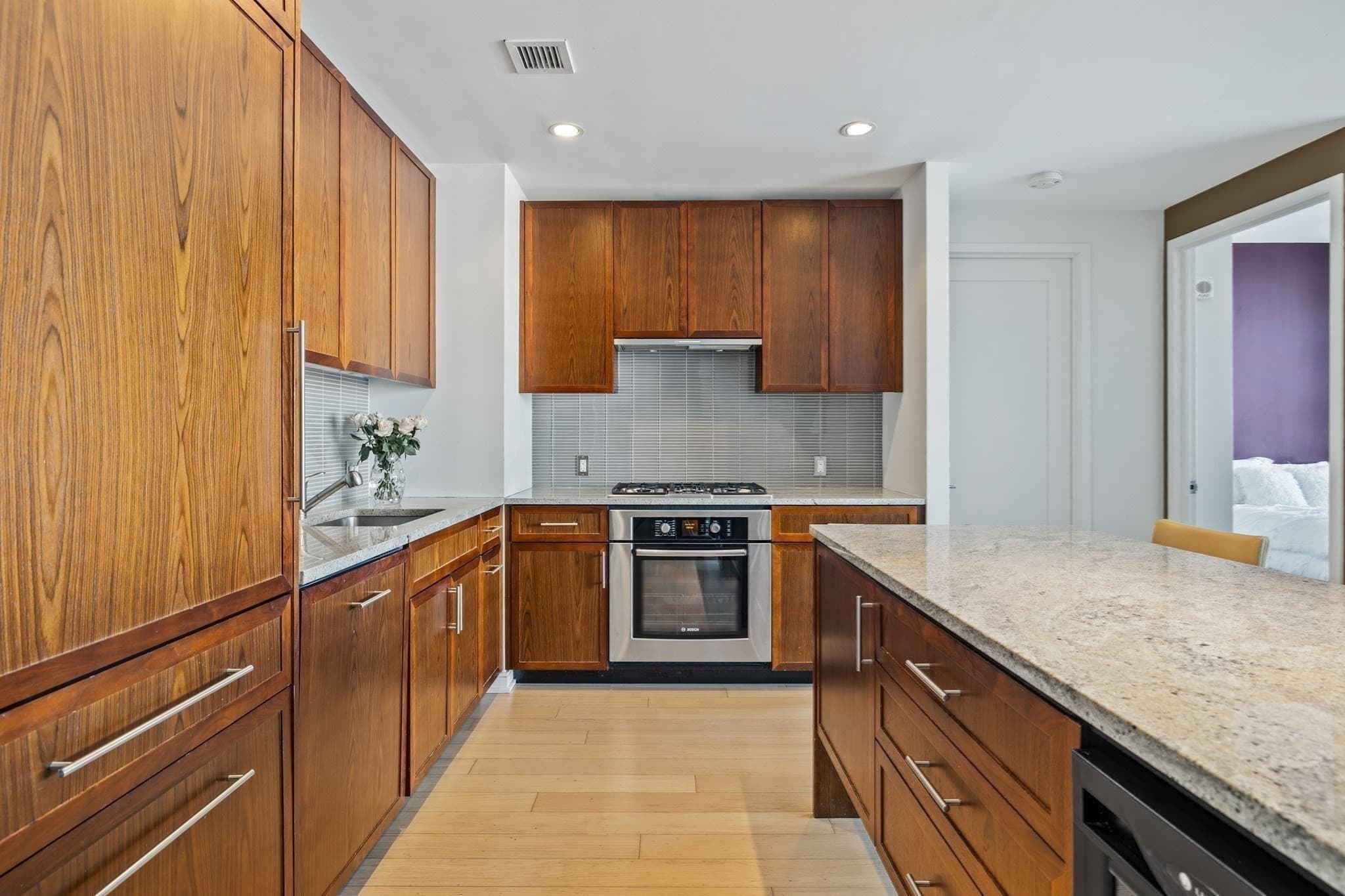 Condominium at 580 Washington St, Boston MA 02111, photo 11 of 37