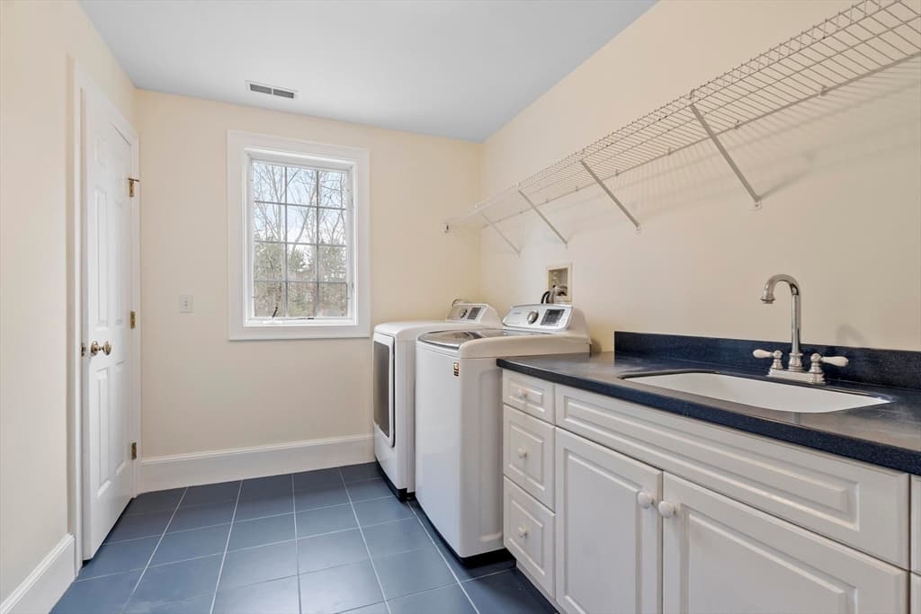 58 Buttrick Ln, Carlisle MA 01741 photo 33