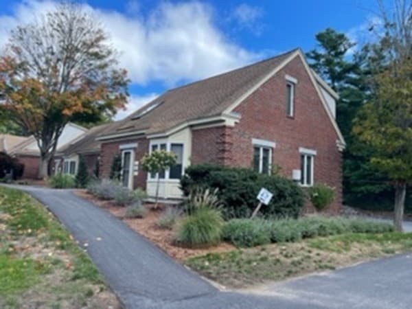 175 Derby St # 4, Hingham MA 02043