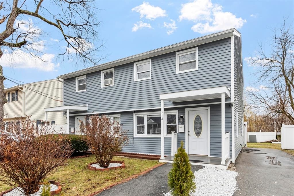 Duplex at 110-112 Everett St, Lawrence MA 01843, Lawrence, photo 7 of 42