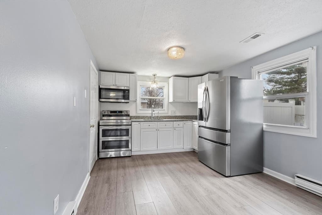 Duplex at 110-112 Everett St, Lawrence MA 01843, Lawrence, photo 32 of 42