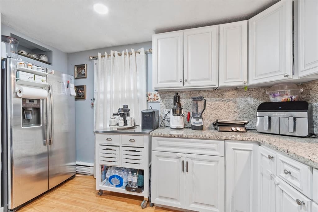Duplex at 110-112 Everett St, Lawrence MA 01843, Lawrence, photo 10 of 42