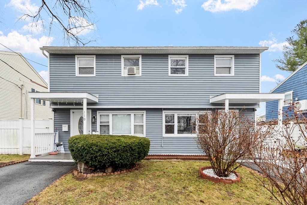Duplex at 110-112 Everett St, Lawrence MA 01843, Lawrence, photo 4 of 42