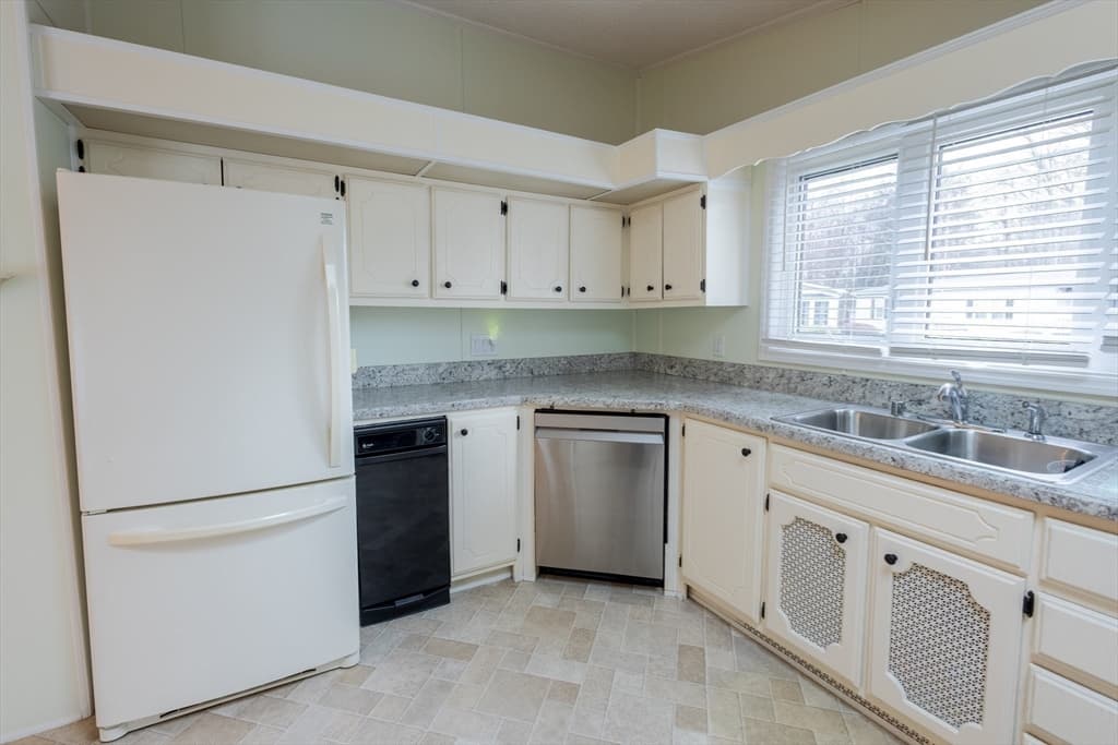 30 Leisurewood Drive, Rockland MA 02370 photo 7