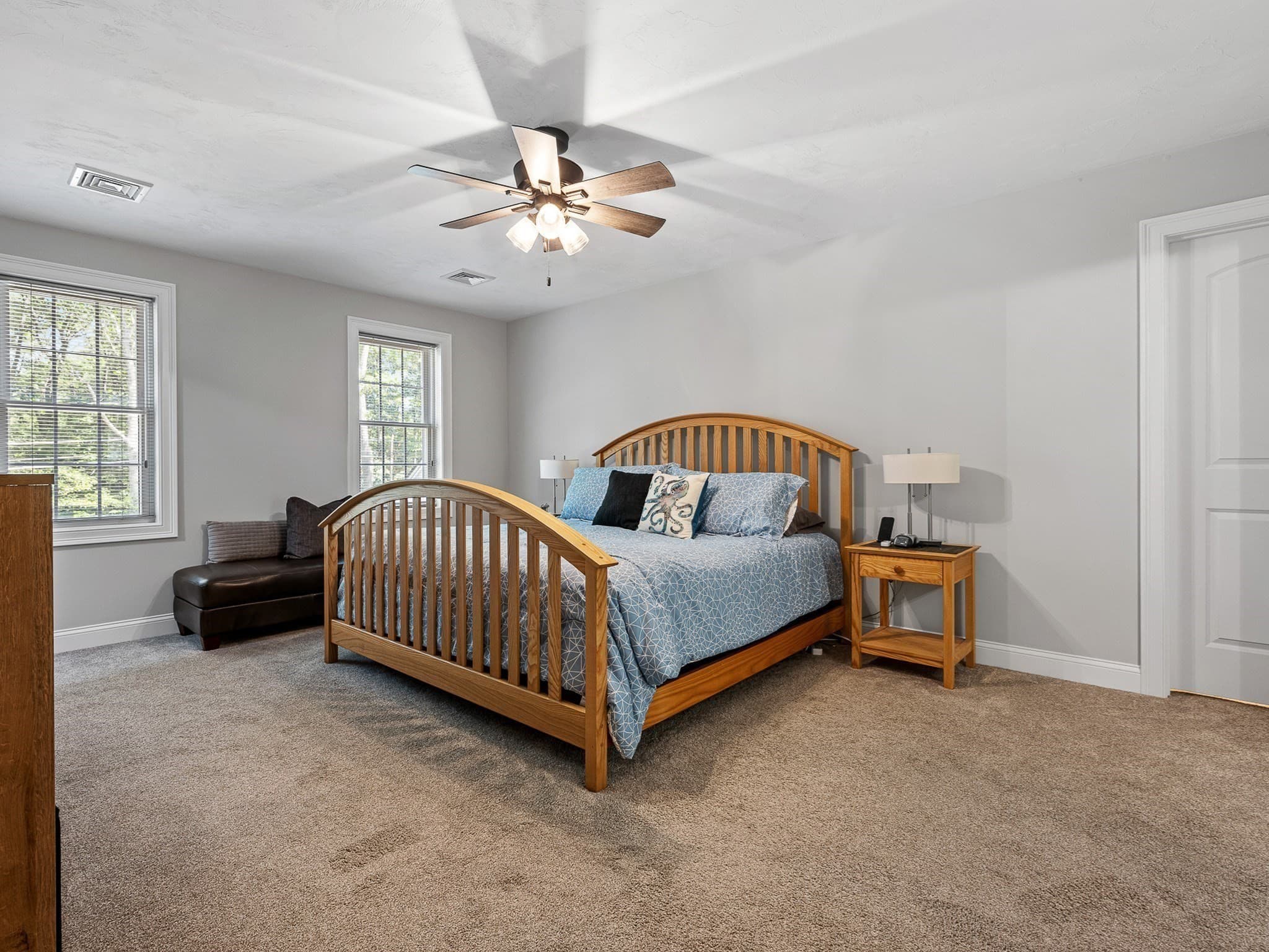 Single Family Residence at 85 East St, Uxbridge MA 01569, photo 23 of 42